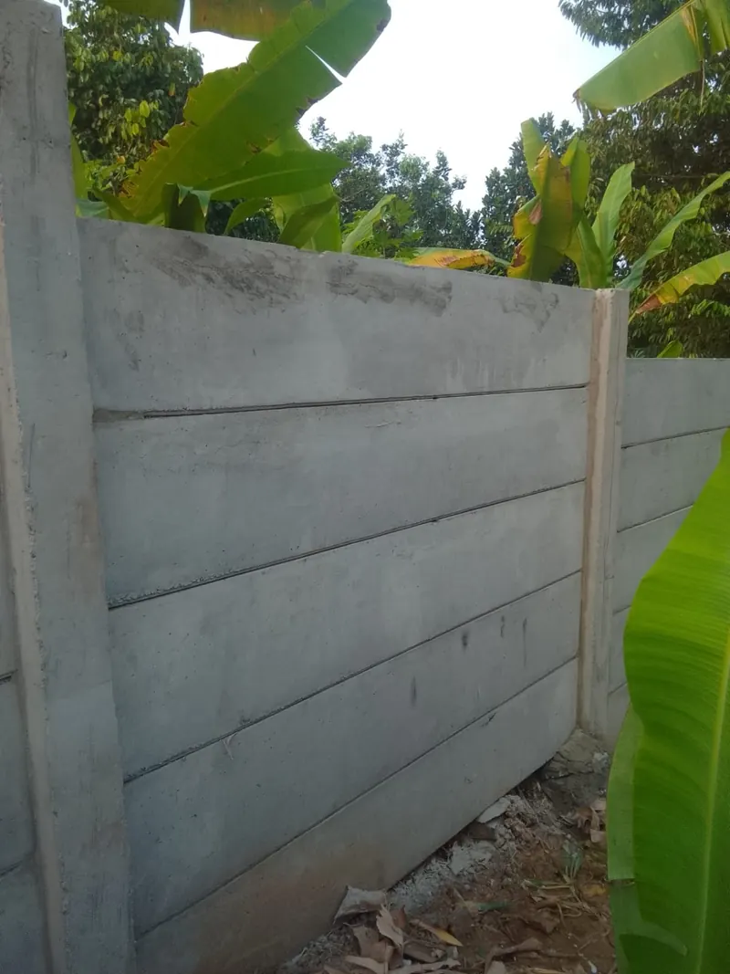 Pagar panel beton untuk lahan di Cikarang